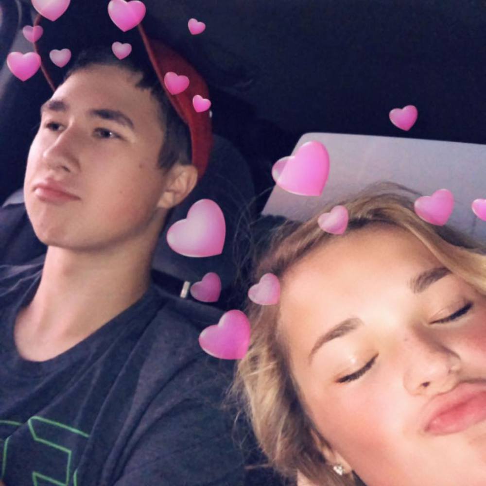 Meet your Posher, Abbey